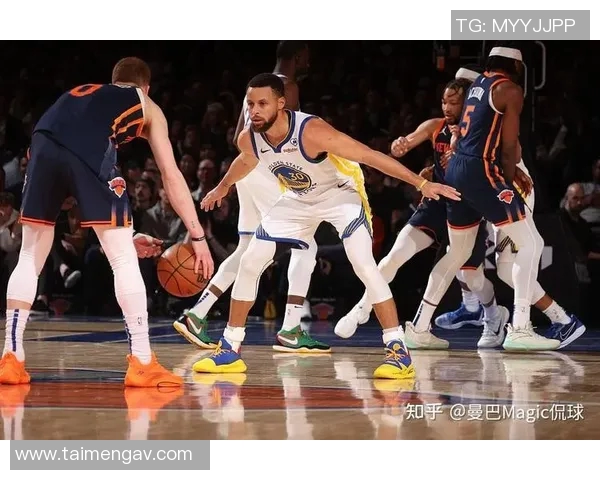 2016年勇士与尼克斯激战回顾:一场篮球盛宴的精彩瞬间与战术较量 2016年勇士与尼克斯激战回顾:一场篮球盛宴的精彩瞬间与战术较量