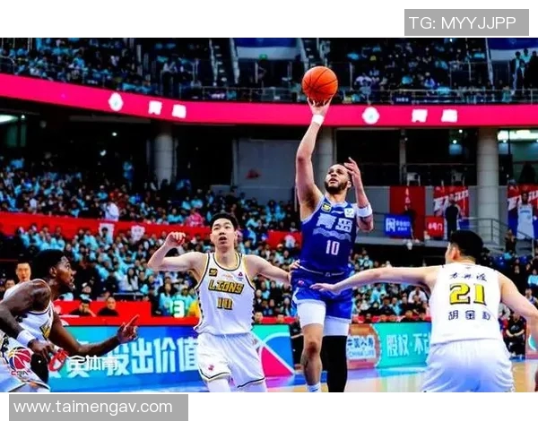 2018年CBA新疆队与浙江队激战回顾精彩瞬间与赛场亮点分析